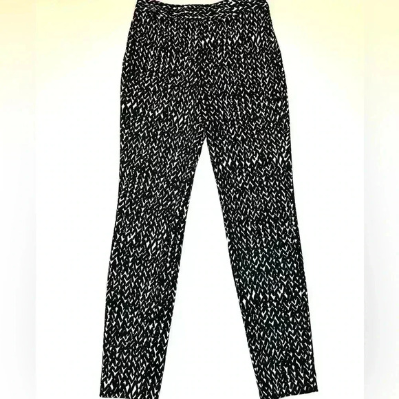 Express Womens Columnist Trouser - Size 0R Black and white abstract print - Picture 1 of 7